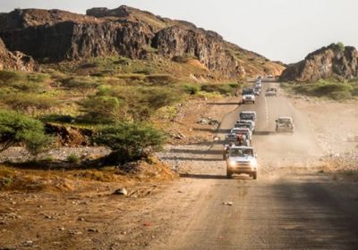 قافلة غذائية وطبية من عدن للقوات الجنوبية بالضالع