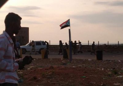 قيادة "الأول مشاة بحري" تنضم إلى القوات الجنوبية (صور)