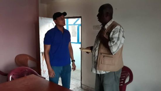 "إغاثية انتقالي التواهي" تتفقد أسرة المناضلة سعيدة ضحية السيول