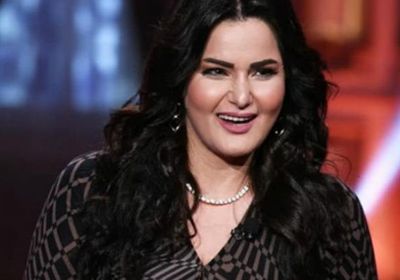 مصر.. النائب العام يأمر بحبس الراقصة سما المصري