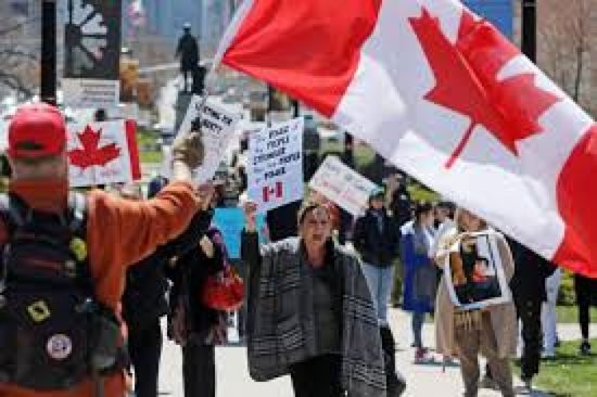 مظاهرات في كندا ضد إجراءات متخذة لمواجهة كورونا