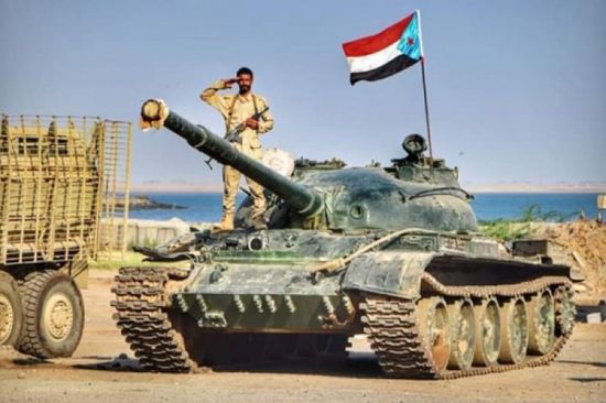 "الإمارات اليوم": القوات الجنوبية تطرد الحوثيين من مواقع استراتيجية