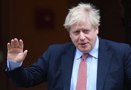 بعد تعافيه من كورونا.. جونسون يعود إلى مقر الحكومة البريطانية لمباشرة عمله