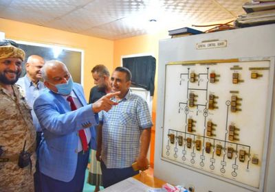الوالي يوجه بإنهاء أزمات محطة البرزخ لتوفير المياه بالعاصمة (صور)
