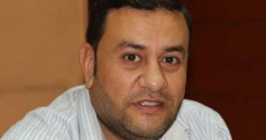 وإصابة 3 من أبنائه.. وفاة أول صحفي مصري بفيروس كورونا