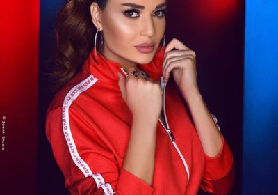 سيرين عبدالنور تخطف الأنظار بإطلالة رياضية جديدة (صور)