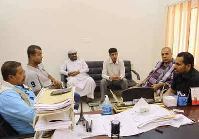 اعتماد طرق مبتكرة لتنظيف وتجميل المكلا