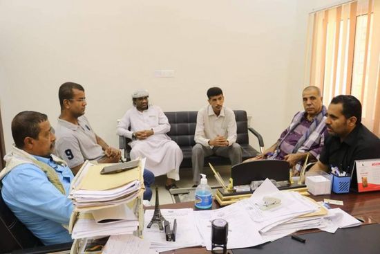 اعتماد طرق مبتكرة لتنظيف وتجميل المكلا