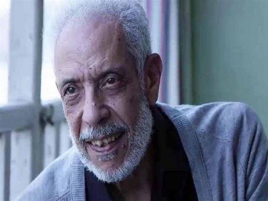 نبيل الحلفاوي يشيد بمسلسل "بـ 100 وش"