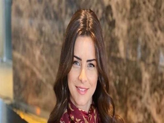 نور تنشر صورة جديدة من كواليس "البرنس"