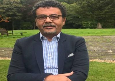 عمرو عرفة يهاجم التصنيف العمري لمسلسلات رمضان