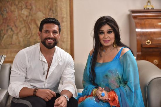 اليوم.. حسن الرداد يقع ضحية مقلب فيفي عبده في "خلي بالك من فيفي"