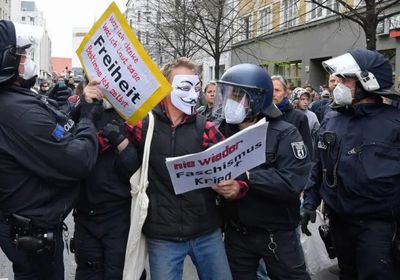الشرطة الألمانية تفرق تظاهرة ضد إجراءات كورونا