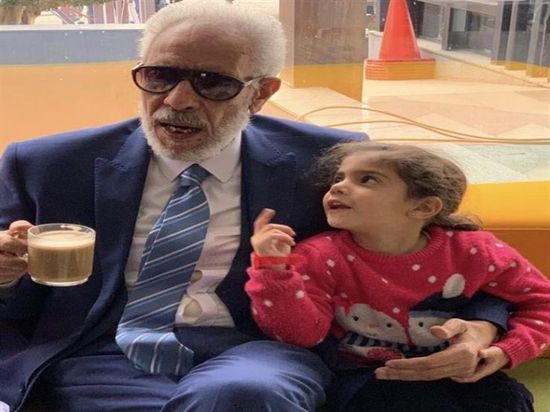 لأول مرة.. نبيل الحلفاوي ينشر صورته بصحبة حفيدته