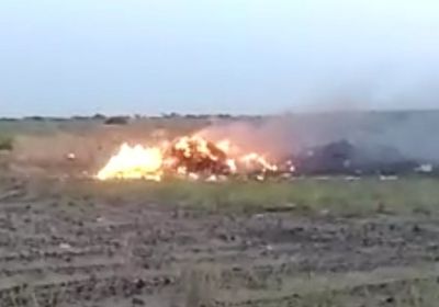 حزام لحج يتلف كمية كبيرة من الأدوية المهربة (صور)