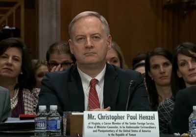 السفير الأمريكي: ديانات متورط في تهريب سلاح للحوثيين