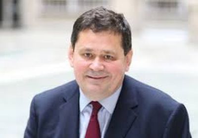 سفير بريطانيا بالسعودية: تعاون البلدين لمكافحة كورونا باليمن