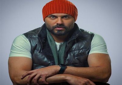 أحمد صلاح حسني يشيد بالشناوي بعد حلقته مع رامز جلال