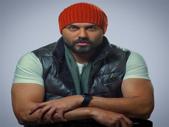 أحمد صلاح حسني يشيد بالشناوي بعد حلقته مع رامز جلال