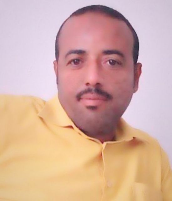 مدير إعلام زنجبار يؤيد إعلان "الإدارة الذاتية"