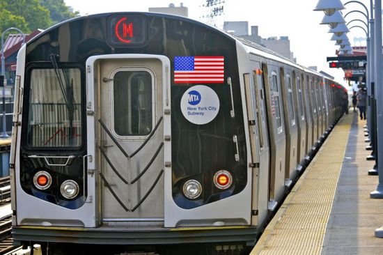 للمرة الأولى منذ 115 عامًا.. مترو نيويورك يتوقف عن العمل