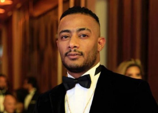 بسبب كورونا.. محمد رمضان يتبرع بالمستلزمات الطبية الخاصة بالمستشفيات (فيديو)