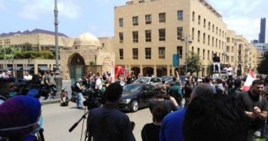 احتجاجات شعبية أمام البرلمان وقصر العدل في بيروت