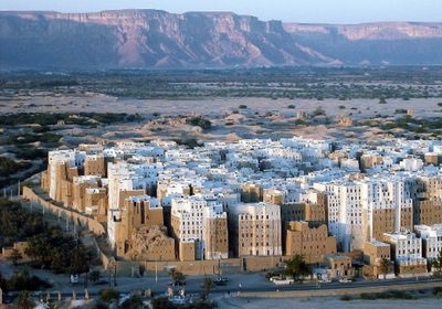 تمرد الإخوان في وادي حضرموت على قرارات البحسني