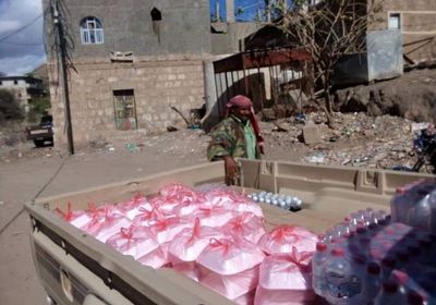 "شكع" تطلق قافلة إفطار لمرابطي القوات الجنوبية بالضالع (صور)