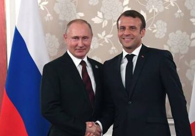 الرئيس الروسي يبحث مع نظيره الفرنسي التعاون الثنائي لمواجهة كورونا