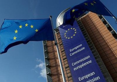 المفوضية الأوروبية تدعو لتمديد منع السفر غير الضروري نحو أوروبا