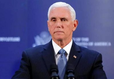  إصابة أحد مساعدي "بنس" نائب ترامب بكورونا