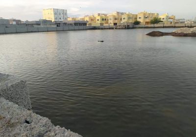 تجمعات المياه تُهدد الممدارة بالأوبئة (صور)