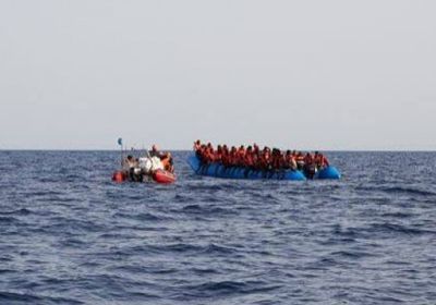 البحرية الفرنسية تنقذ 16 مهاجرا من الغرق بالمانش