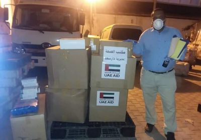 إمدادات طبية إماراتية عاجلة لمستشفيات عدن (صور)