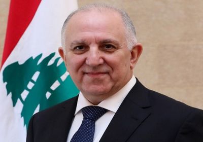  وزير الداخلية اللبناني يعلن فرض حظر التجول ويحذر من إقفال المؤسسات