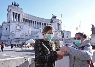 إيطاليا والتشيك تشرعان في تقليل قيود كورونا