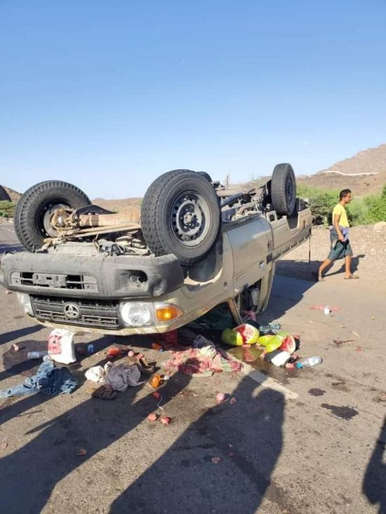 مصرع شخص بانقلاب طقم عسكري بالملاح