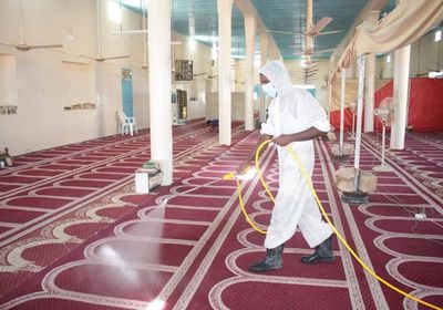 انطلاق حملة رش ضبابي لتعقيم الشحر (صور)