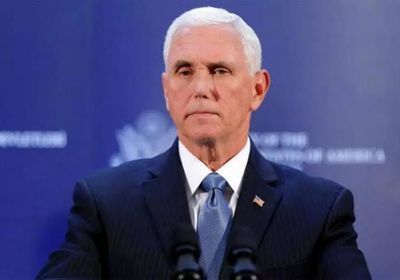 عاجل.. نائب ترامب يخضع للحجر الصحي بعد تأكد إصابة أحد مساعديه بكورونا