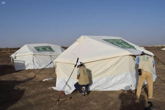 سلمان للإغاثة: مواد إيواء للنازحين إلى مأرب