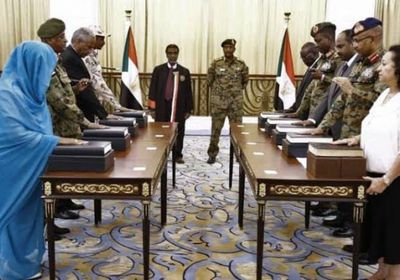 مجلس السيادة السوداني يقرر إقالة وزير الصحة