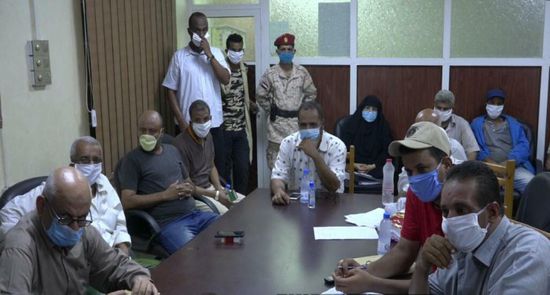 "الانتقالي" يوجه بتعزيز دور المكاتب الخدمية في صيرة