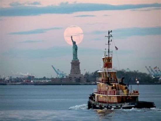  حاكم نيويورك يعلن تمديد الإغلاق العام حتى 13 يونيو