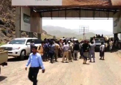 نجاة مؤتمري من الاغتيال برصاص إخوان تعز