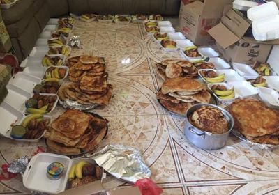 تسيير أكبر قافلة إفطار شعبية لجبهات الضالع (صور)