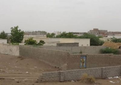 هجمات حوثية متزامنة على مديريات الحديدة