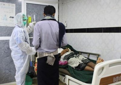 عاملو مركز عزل صحي في إب يهددون بترك العمل