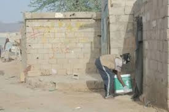 توزيع 114 طن مساعدات غذائية في عتق