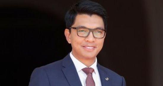 بهذه الطريقة.. مدغشقر تحتج على مقترح لباريس بتحويل أرخبيل لمحمية طبيعية